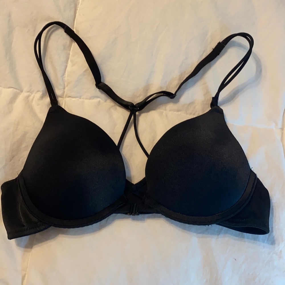 Women’s gently used black padded bra. Size 34A.